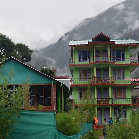 Shiva Moon Hotell Tosh Eksteriør bilde